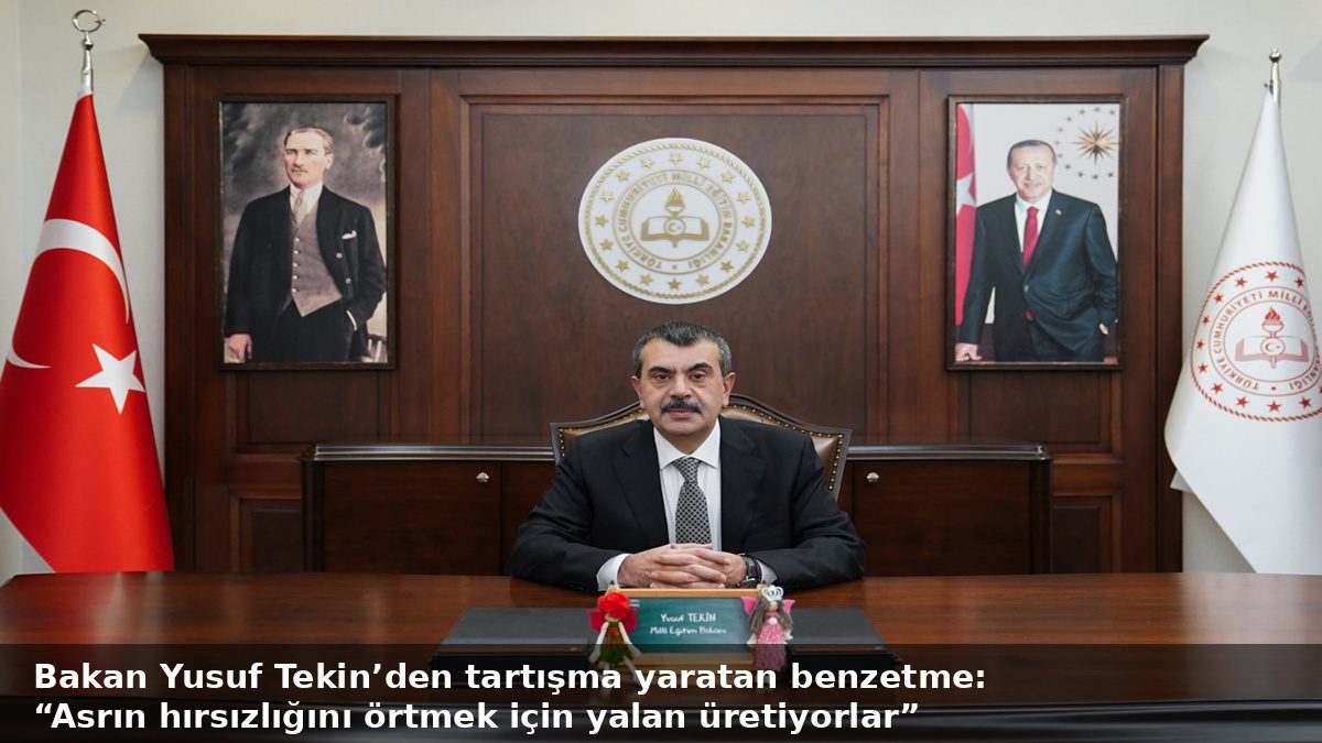Milli Eğitim Bakanı Yusuf Tekin’in bakanlık makamında yaptığı açıklamaya ait arşiv görüntüsü