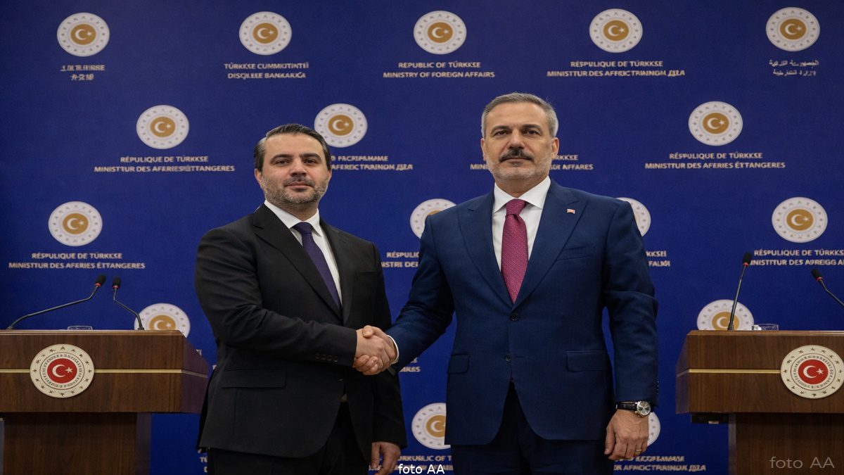 Hakan Fidan’dan İran Ateşkesi Çağrısı: Süre Uzatılmalı, Sabotaja İzin Verilmemeli